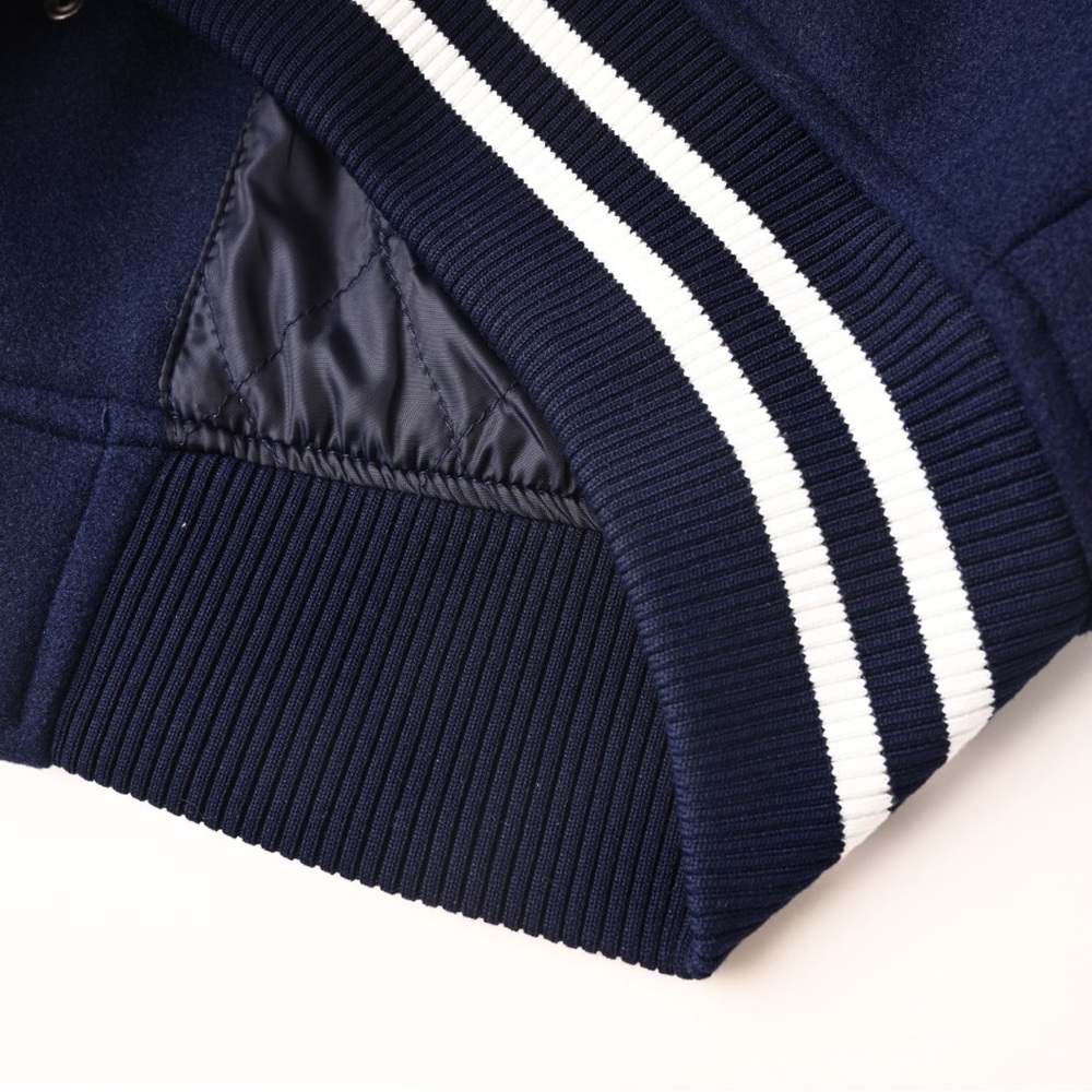 Supreme Chenille Appliqu Pattern Captain Sleeve B… - image 6